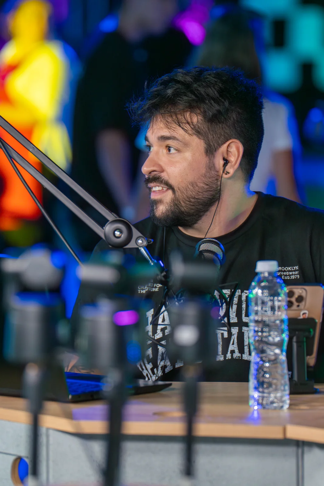 VR Arena / al micrófono
